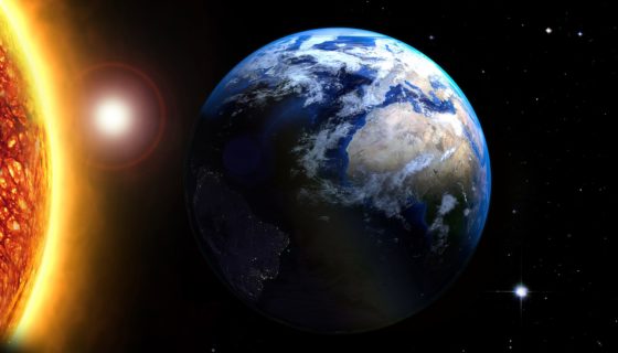 В России наблюдается снижение числа людей, которые считают, что Земля вращается вокруг Солнца